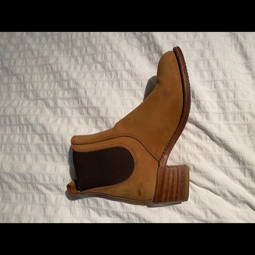Redwing “Harriet” Chelsea Boot - Picture 4 of 5